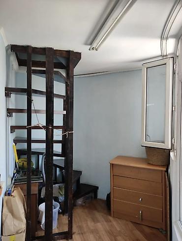 Квартиры: 3 комнаты, 100 м², Ак-Кеме Индивидуалка, 7 этаж, Старый ремонт — 9