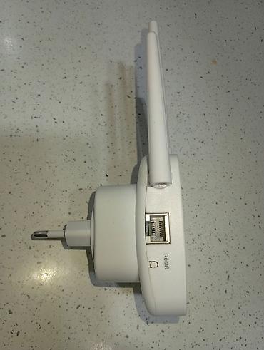 Modemlər və şəbəkə avadanlıqları: Wi‑Fi siqnal gücləndirici / range extender - Divar prizinə qoşulan — 4