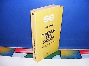 planika: Pukovnik igra školice luis hars bigz 1980 mek povez stanje vrlo dobro — 1