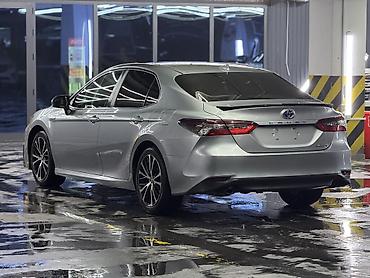 Toyota: Toyota Camry: 2021 г., 2.5 л, Автомат, Гибрид, Седан — 5