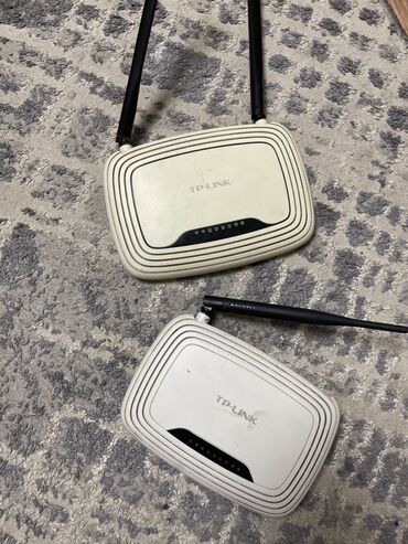 меняю на редми: Роутер tplink 2шт за 1000