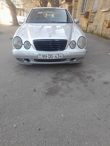 Mercedes-Benz: Mercedes-Benz E-Class: 2 l | 2000 il Sedan — 11