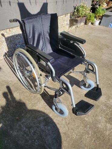 Invalidska kolica: Invalidska (ručna) kolica – aluminijumski ram - Stabilna, lagana — 1