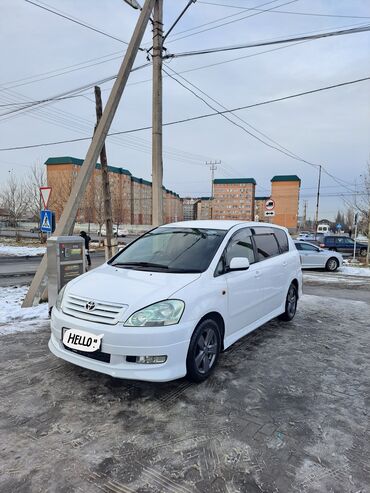 Toyota: Toyota Ipsum: 2003 г., 2.4 л, Автомат, Бензин, Минивэн