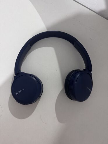Наушники: Продаю наушники sony, все идеально работает (есть только потрепы на