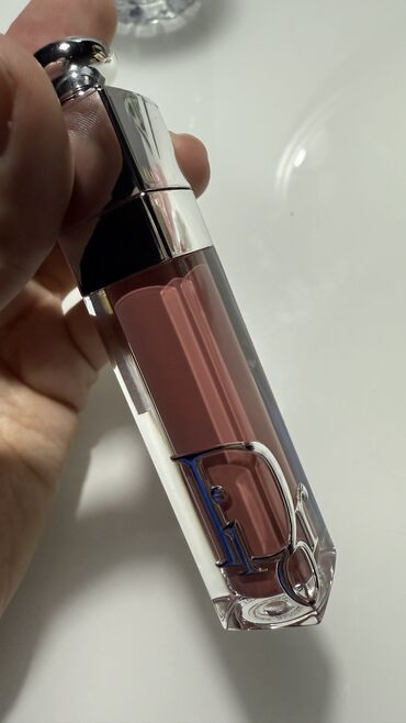 уход за волосами: Продаются блески для губ Dior, оригинал, можно пробить по коду