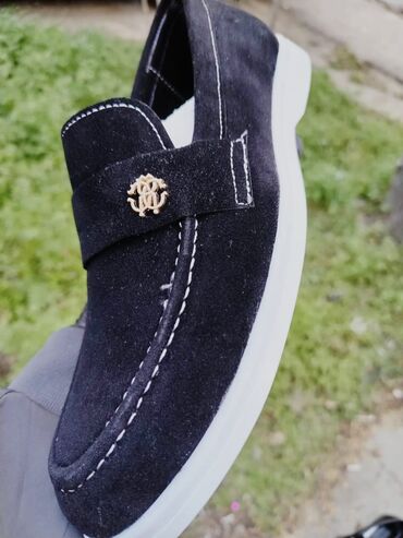 Ayaqqabılar: Seriya və tək tək satış. Ödənişli Ünvana çatdırılma var. Obtavoy — 16
