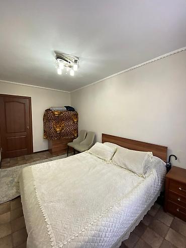 104: 3 комнаты, 56 м², 4 мкр 104 серия, 1 этаж — 4