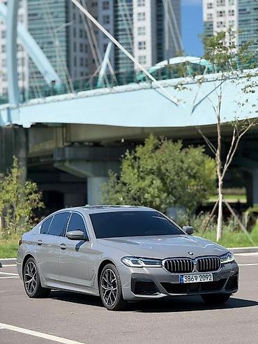 табличка не парковать: BMW 5 series: 2021 г., 2 л, Автомат, Гибрид, Седан — 1