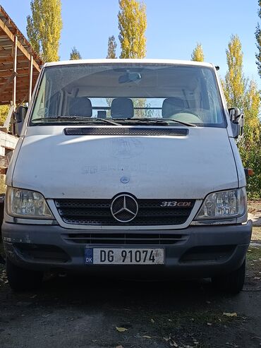 сиденья хонда степвагон: Грузовик, Mercedes-Benz, Дубль, 3 т, Б/у