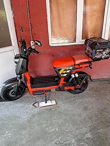 Mopedlər,skuterlər: Şəhər içi rahat və səssiz gediş üçün elektrik skuter - Rəng: parlaq — 4