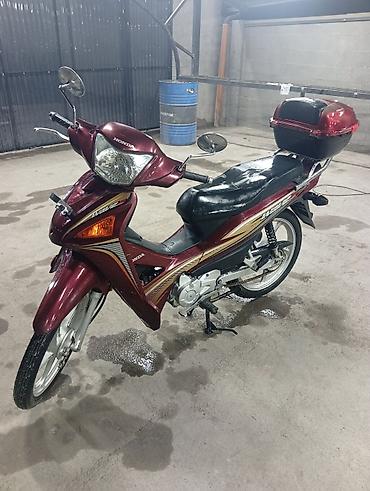 t max: Honda Wave — экономичный и практичный мопед (underbone) в бордовом — 2