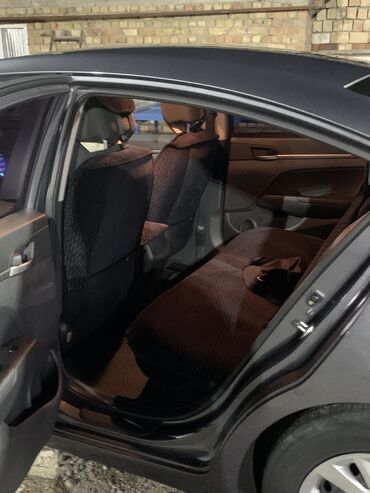 Hyundai: Hyundai Avante: 2018 г., 1.6 л, Робот, Дизель, Седан — 9