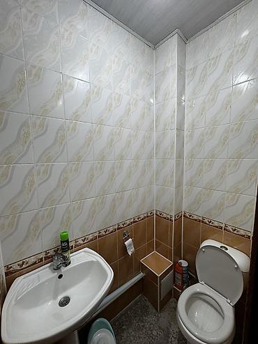 one room: Продается 2 комн.кв. в районе гостиницы. 4 эт. из 5 не угловой. Центр — 5