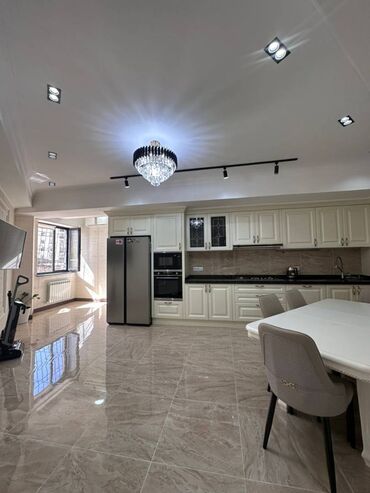 Продажа домов: 3 комнаты, 140 м², Элитка, 2 этаж, Евроремонт