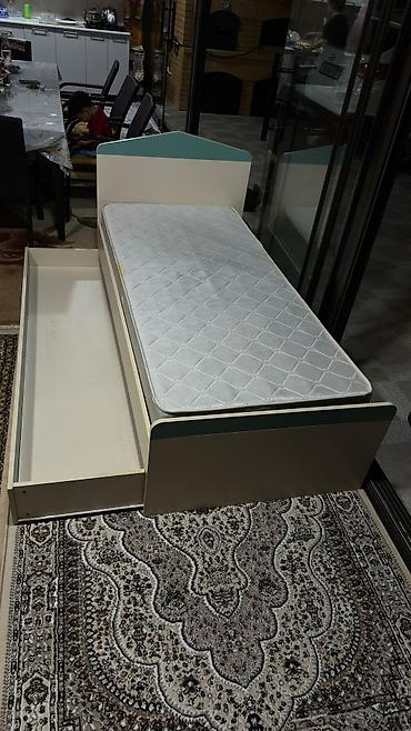Tek carpayi matras daxil. Bazali. Qiymet 170 azn. Unvan 7mkr