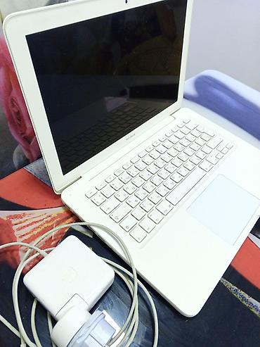 2.el macbook: Moskvadan almışam. Yaxşı vəziyyətdədir. Üstü 1 az ləkəlidir — 1