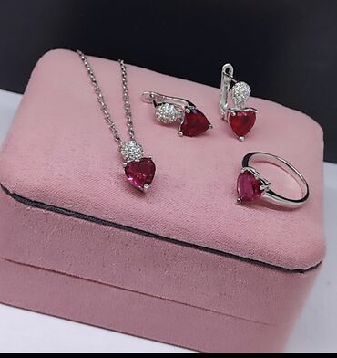 Seplər: Gümüş sep klonla 925 prob qiymət 35 manatdan baslayir.başqa hərflər də — 14