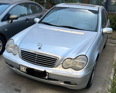 Mercedes-Benz: Mercedes-Benz C 180: 2 l | 2001 il Sedan