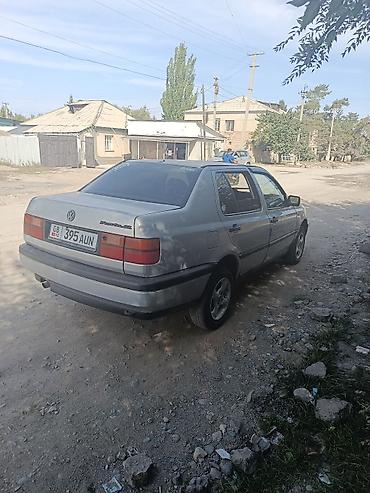 Volkswagen: Volkswagen Vento: 1994 г., 1.8 л, Механика, Бензин, Седан — 2