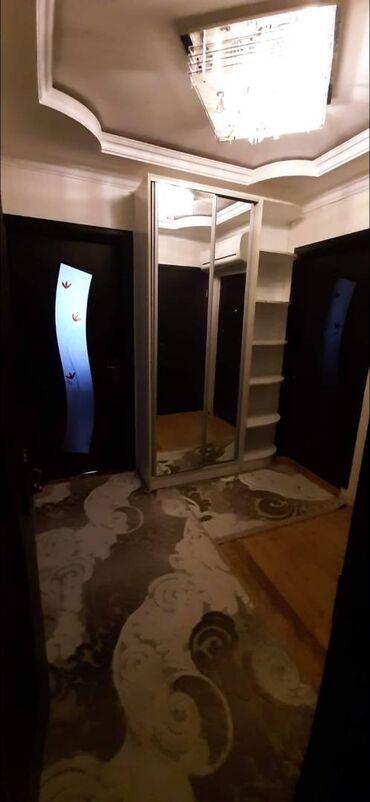 Uzunmüddətli kirayə mənzillər: Əcəmi metrosuna 20 metr məsafədə, 5 mertebeli binanin 5- ci mertebesi — 11