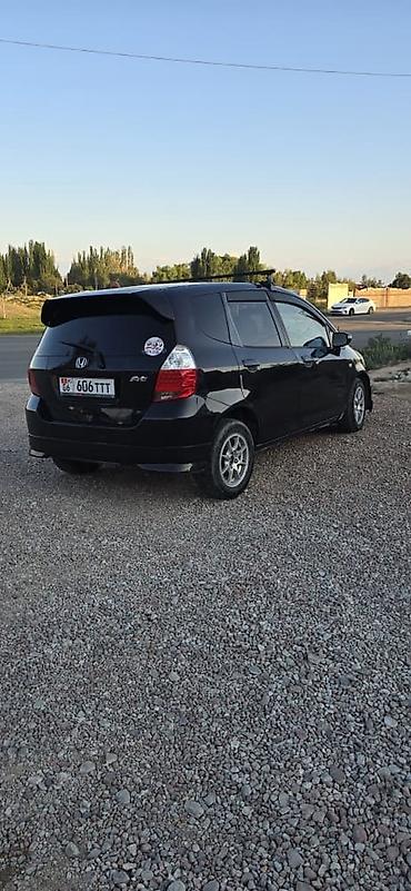 радиатор батарейка: Honda Fit: 2004 г., Бензин, Хэтчбэк — 4