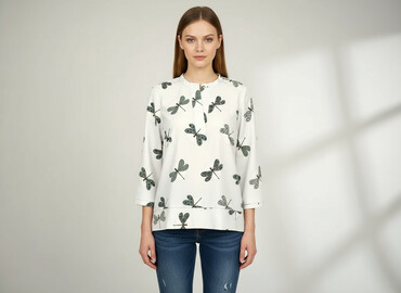 bluzki w piórka: Women's blouse, size L