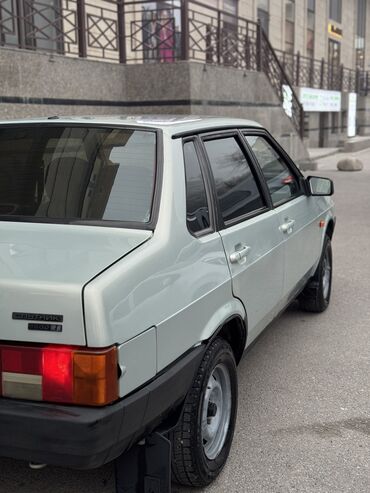 ВАЗ (ЛАДА): ВАЗ (ЛАДА) 21099: 2003 г., 1.5 л, Механика, Бензин, Седан — 10