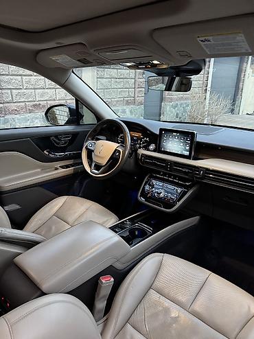 Lincoln: Lincoln : 2020 г., Автомат, Бензин, Кроссовер — 9