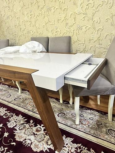 Masalar: Stol ve stul 8 eded oturacag 1 stol.Elaqe ucun vatsapa yazin SALOĞLU — 2