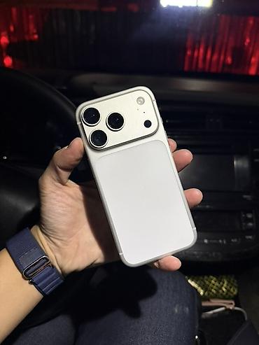 pixel pro: IPhone 17 Pro, Б/у, 256 ГБ, Белый, 88 % — 1