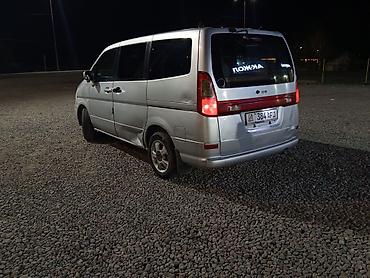 Nissan: Nissan Serena: 2000 г., 2 л, Вариатор, Бензин, Минивэн — 1