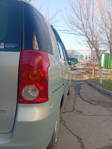 Toyota: Toyota Raum: 2003 г., 1.5 л, Автомат, Бензин, Минивэн — 4