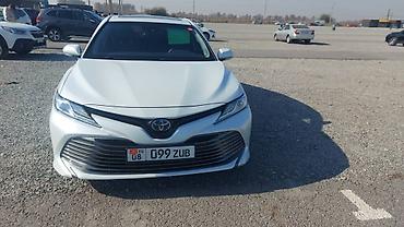 gac aion s: Toyota Camry: 2021 г., Автомат, Гибрид, Седан — 2