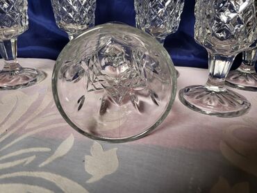 Čaše: Case nove libbey za vino,zestoko pice. 80te. Case bez ostecenja na lalafo.rs — 8 Čaše: Case nove libbey za vino,zestoko pice. 80te. Case bez ostecenja — 8