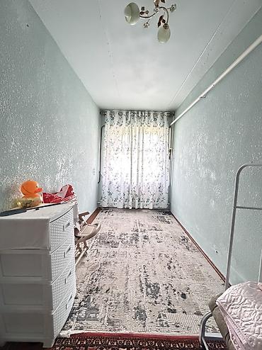 Продажа квартир: 3 комнаты, 81 м², 1 этаж, Старый ремонт — 28