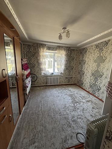 прадаю дом ак босого: 6 комнат, 80 м², 8 соток, Бишкек, Собственник — 3