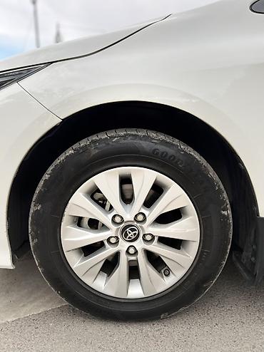 byd d1: Toyota Corolla: 2019 г., 1.2 л, Автомат, Бензин, Седан — 9