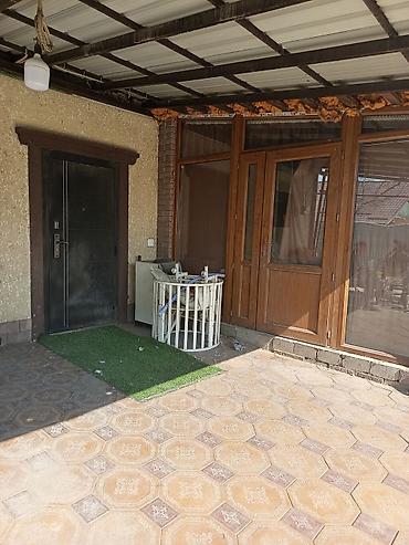 Продажа коттеджей и домов: Продаю дом в очень хорошем районе два санузел зал прихожая большая — 9