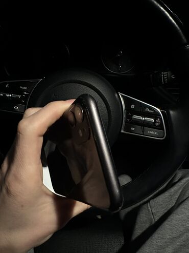 Apple iPhone: IPhone 11, Б/у, 64 ГБ — 7