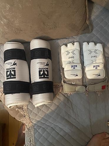 motorlu fan: Taekvondo üçün qoruyucu dəst - Brend: Mooto (WTF/World Taekwondo — 1