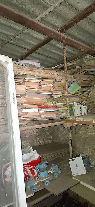 Kitablar 300 ededer olur bir yerde satilir tek tek satilmir biri 50