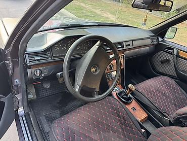 w210 cdi: Mercedes-Benz W124: 1990 г., 2.5 л, Механика, Дизель, Седан — 5