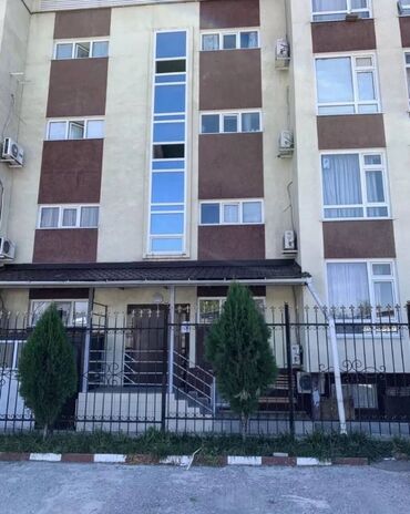 Продажа домов: 2 комнаты, 53 м², Индивидуалка, 4 этаж, Евроремонт