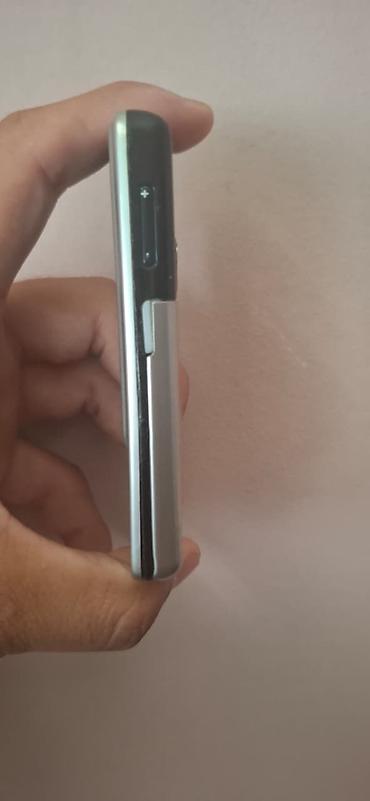 sim kart saat: Nokia 6300 4G — 2