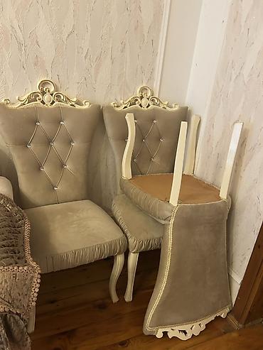 kamp evi: Qonaq otağı üçün, İşlənmiş, Açılan, Dördbucaq masa, 8 stul — 2