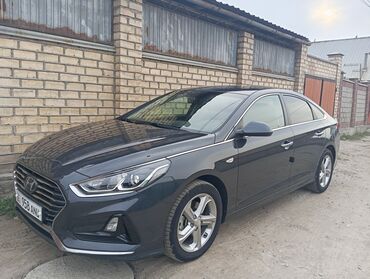 машина в росрочку: Hyundai Sonata: 2018 г., 2 л, Автомат, Газ, Седан