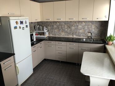 частный дом снять: 93 м², 3 комнаты, Кухонная мебель