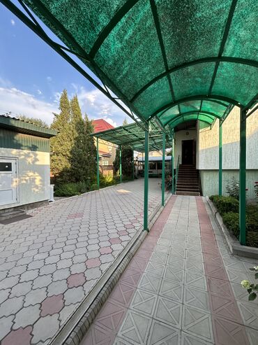 ищу дом бишкек: Дом, 220 м², 10 комнат, Агентство недвижимости, Евроремонт