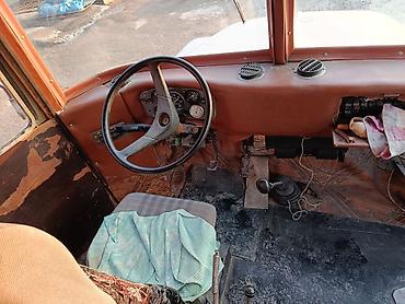 Автобусы и маршрутки: Автобус, ЗИЛ, 1992 г., 4 л — 7